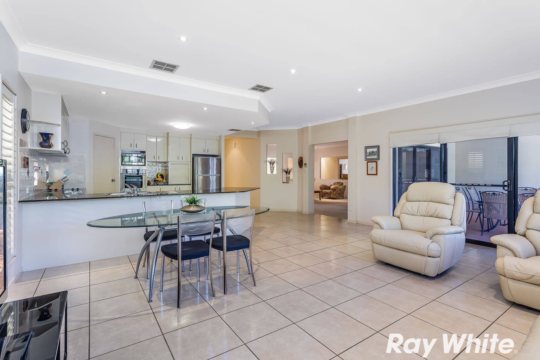 126 Hannah Circuit, Manly West QLD 4179, Manly West - Thumbnail 8