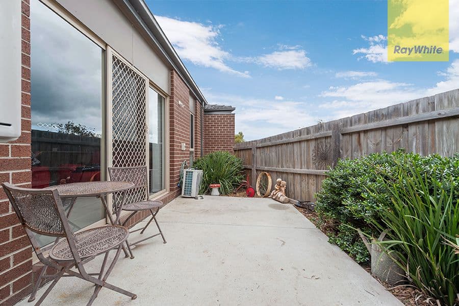 7 Ravenwoods Way, Craigieburn VIC 3064, Craigieburn - Thumbnail 6