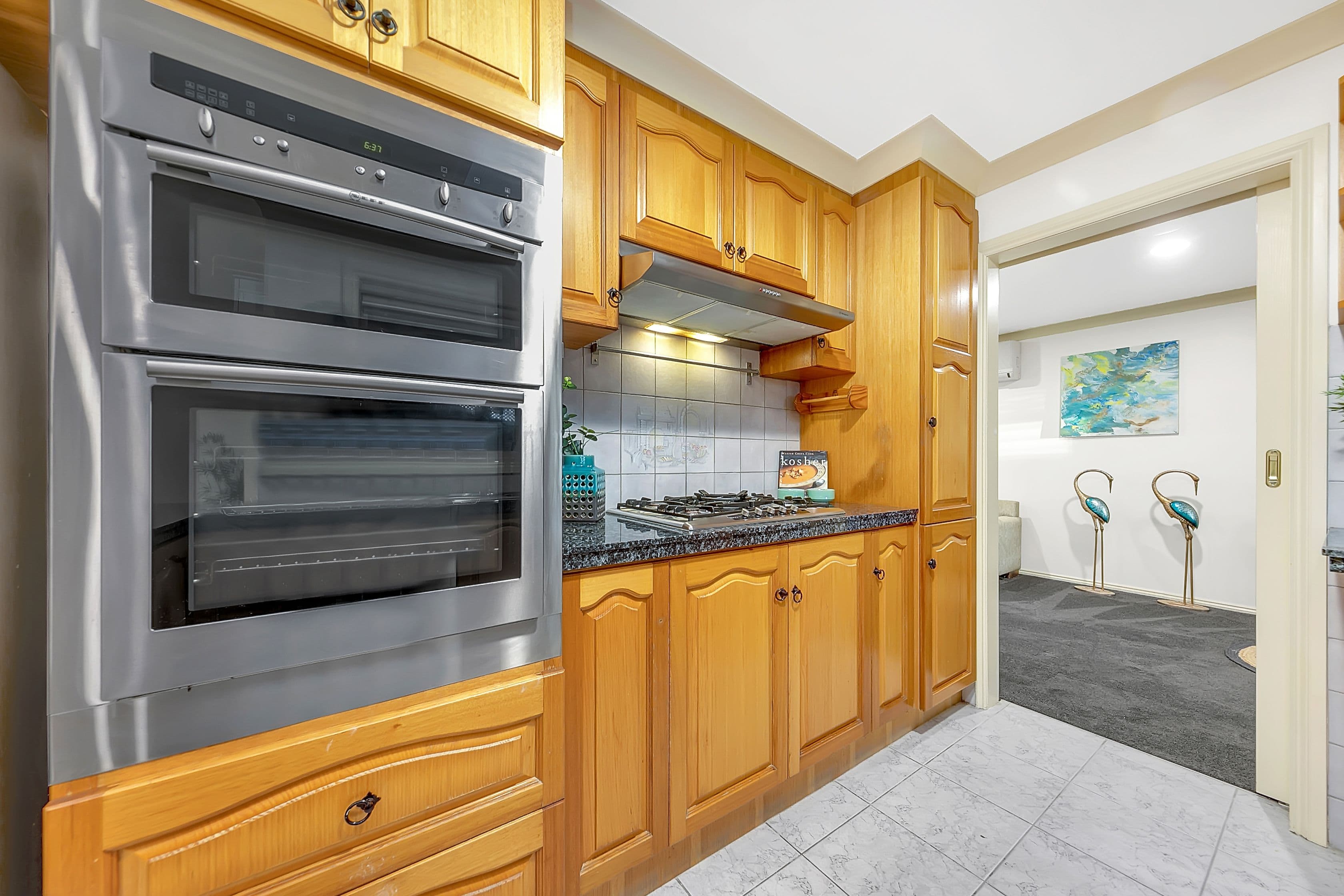 6 Kookaburra Walk, South Morang VIC 3752, South Morang - Thumbnail 3