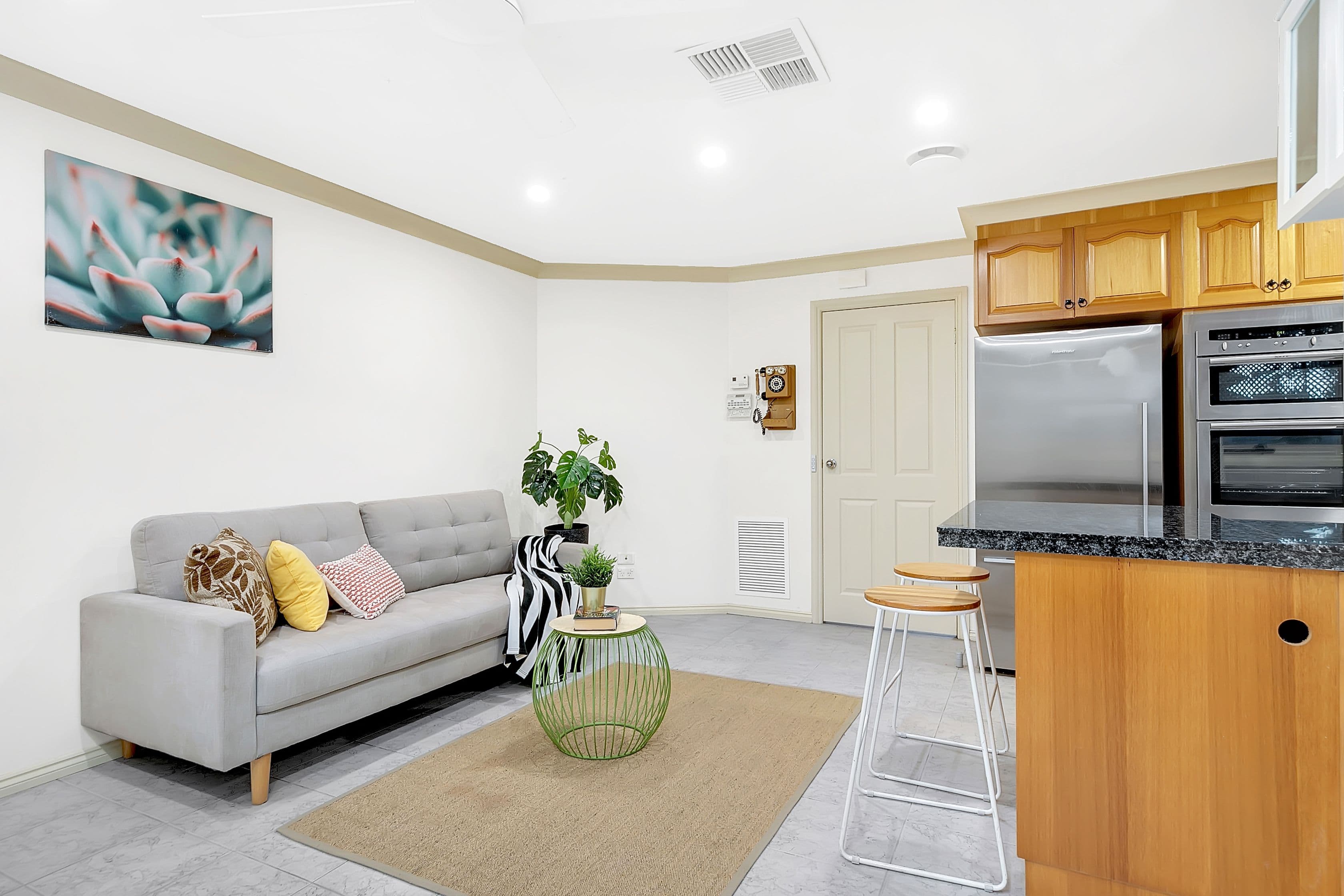 6 Kookaburra Walk, South Morang VIC 3752, South Morang - Thumbnail 4