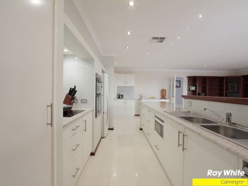 6 Farrawa Close, CANNINGTON WA 6107, Cannington - Thumbnail 2
