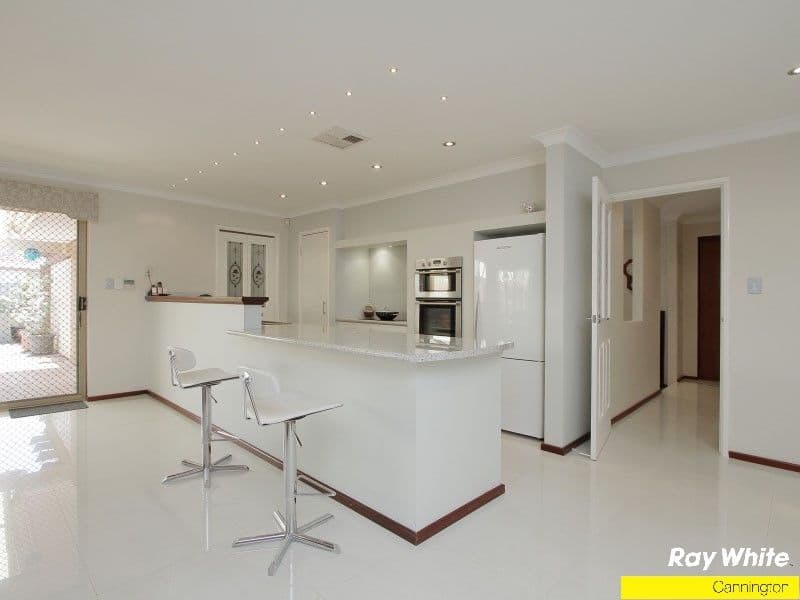 6 Farrawa Close, CANNINGTON WA 6107, Cannington - Thumbnail 6