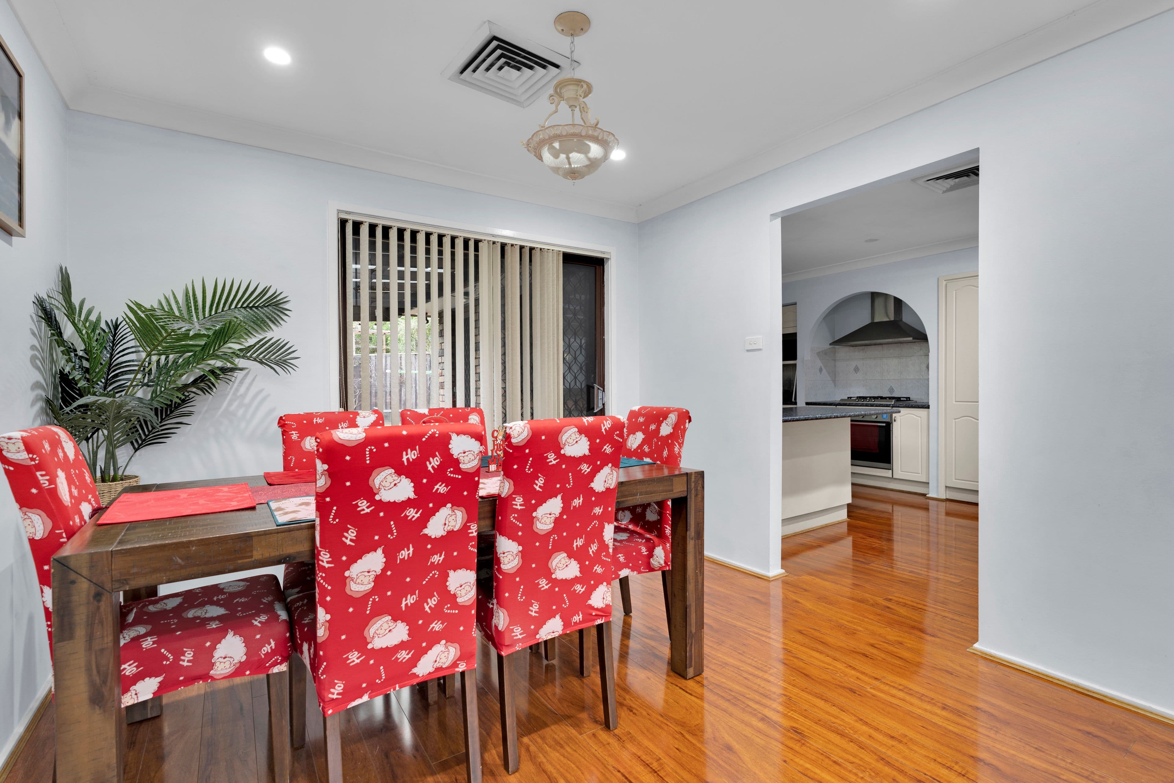 6 Nardango Road, Bradbury NSW 2560, Bradbury - Thumbnail 4