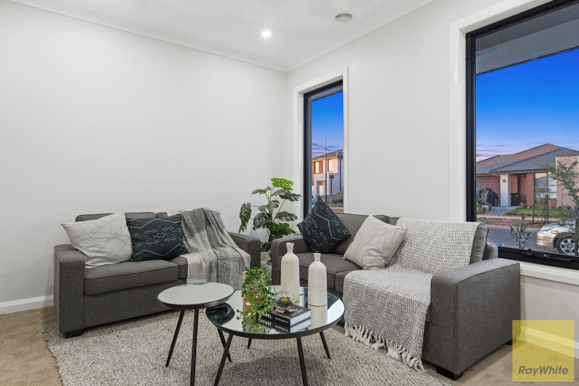 7 Oliveto Avenue, Truganina VIC 3029, Truganina - Thumbnail 4