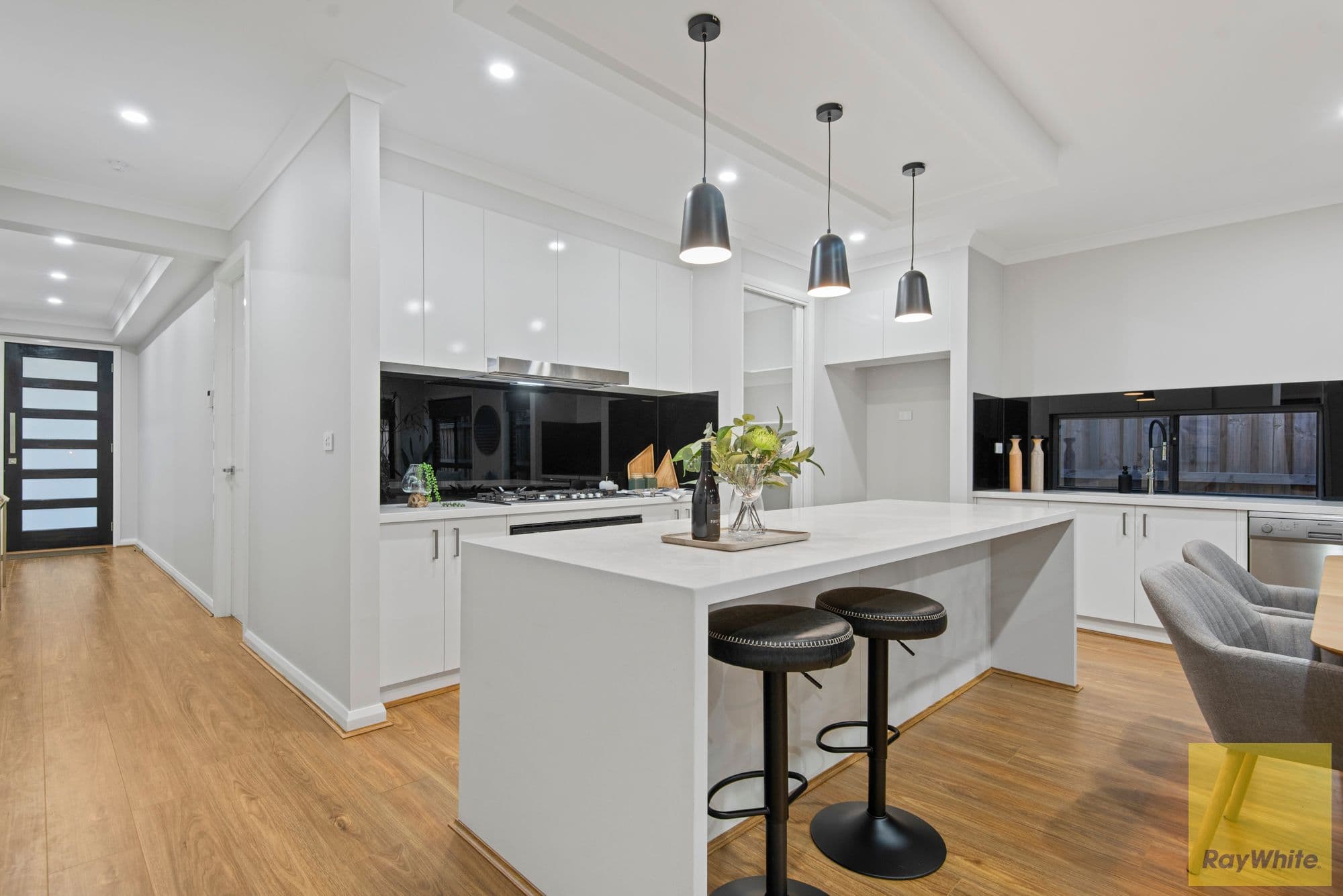 7 Oliveto Avenue, Truganina VIC 3029, Truganina - Thumbnail 6