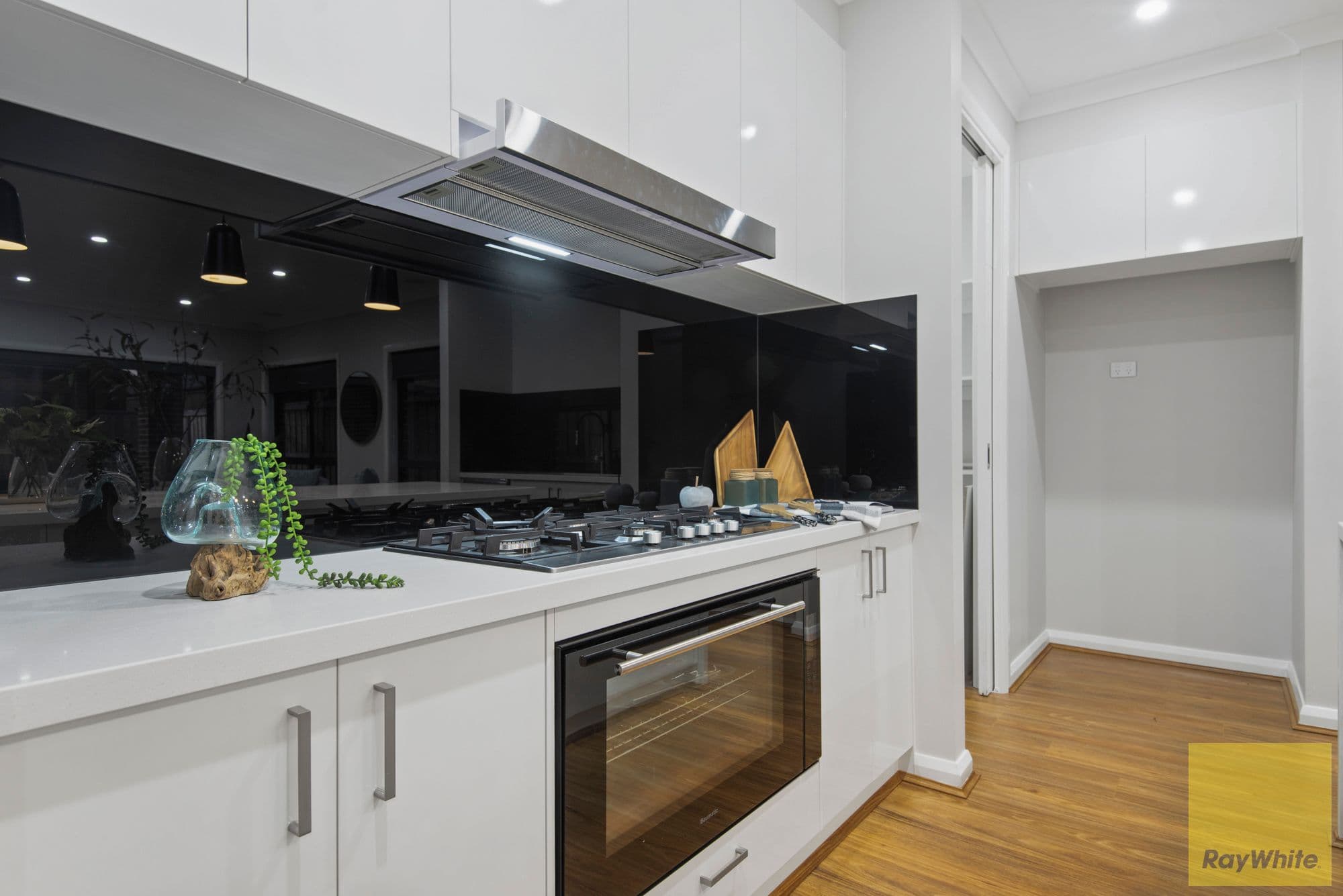 7 Oliveto Avenue, Truganina VIC 3029, Truganina - Thumbnail 8
