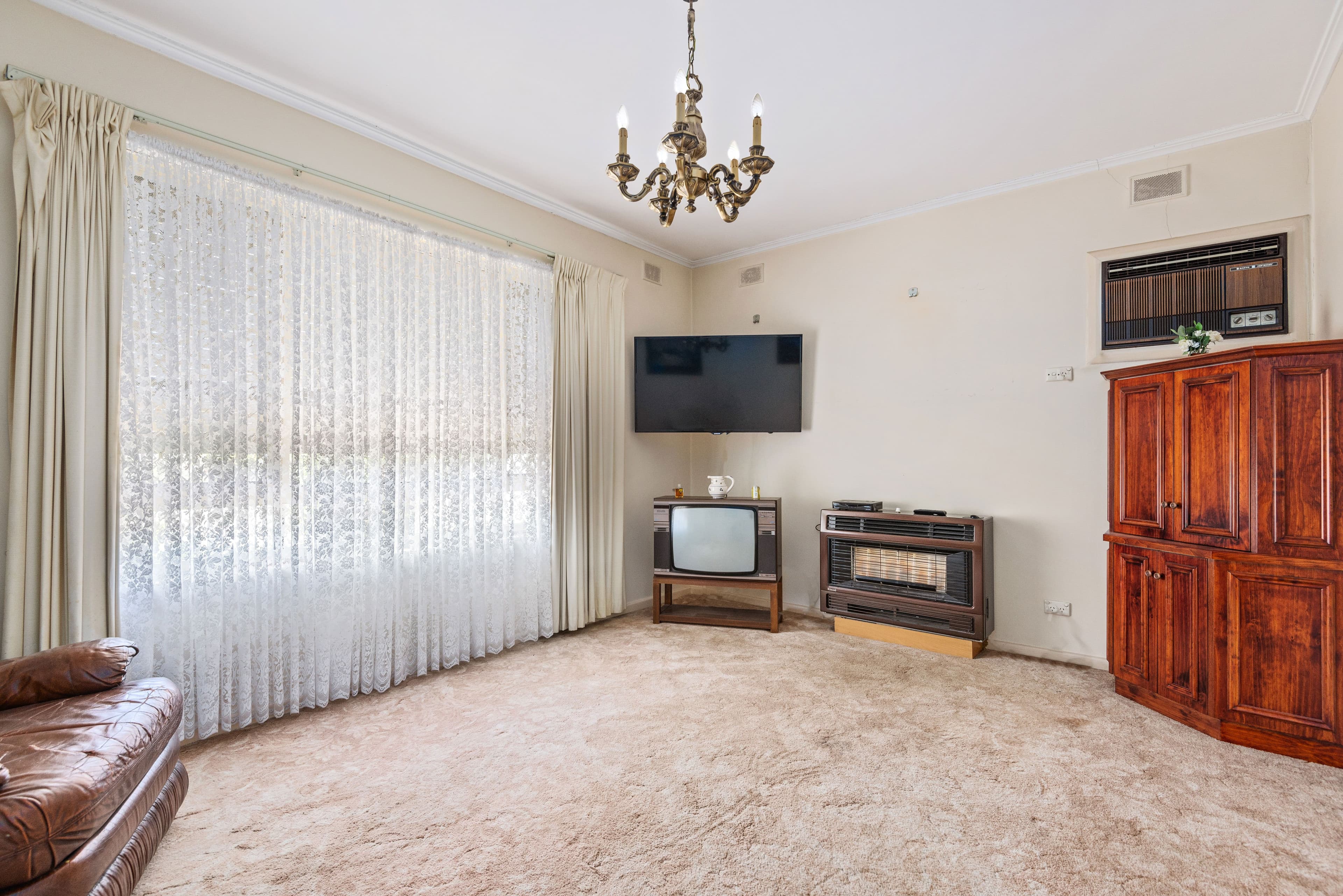 11 Lily Avenue, Seaton SA 5023, Seaton - Thumbnail 2