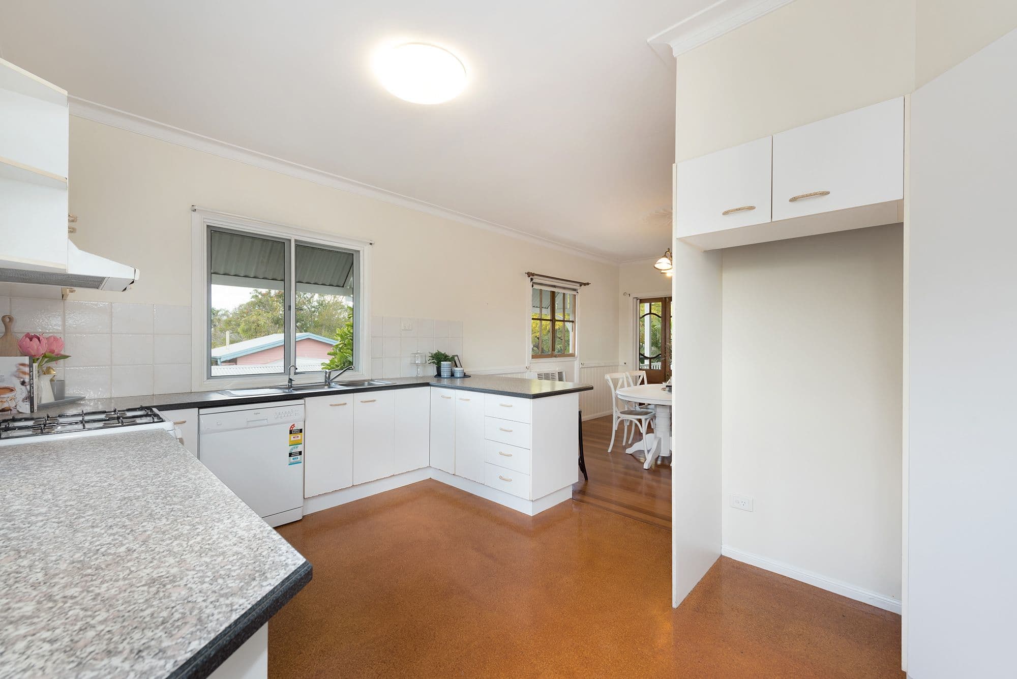 110 Martindale Street, Corinda QLD 4075, Corinda - Thumbnail 2