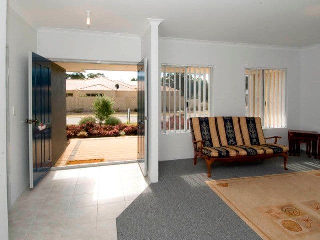 32 Tranquility Way, HALLS HEAD WA 6210, Halls Head - Thumbnail 2