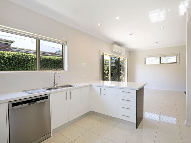 1 Dorothy Avenue, Belmont VIC 3216, Belmont - Thumbnail 4