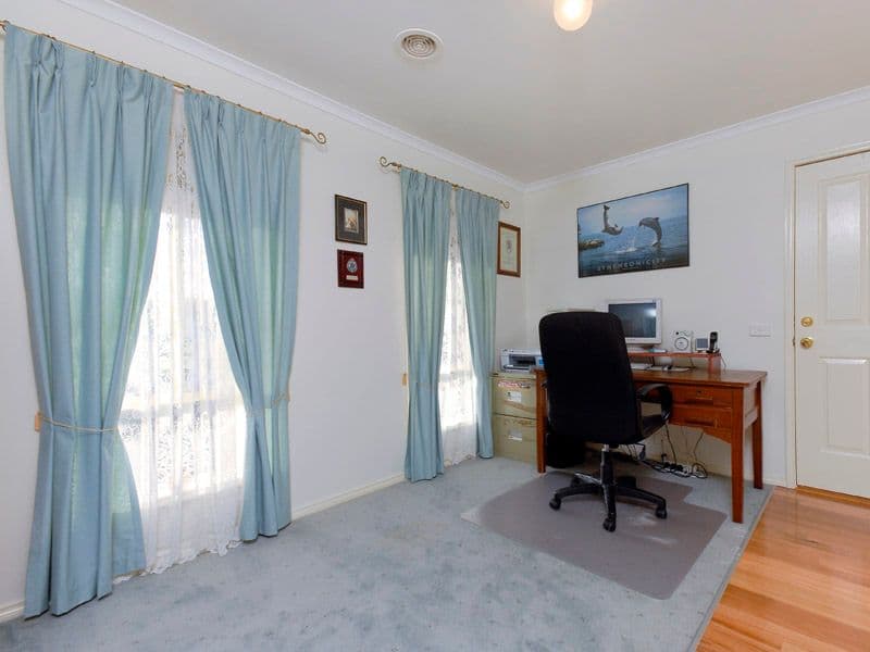 12 Grange Park Drive, WAURN PONDS VIC 3216, Waurn Ponds - Thumbnail 2