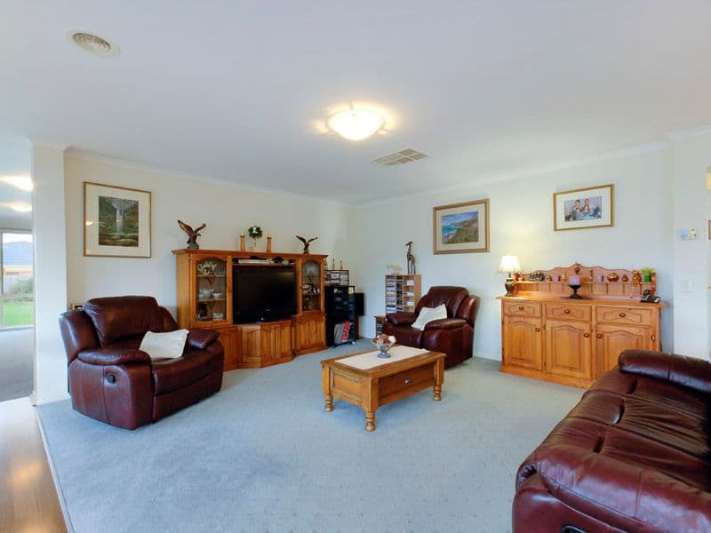 12 Grange Park Drive, WAURN PONDS VIC 3216, Waurn Ponds - Thumbnail 6