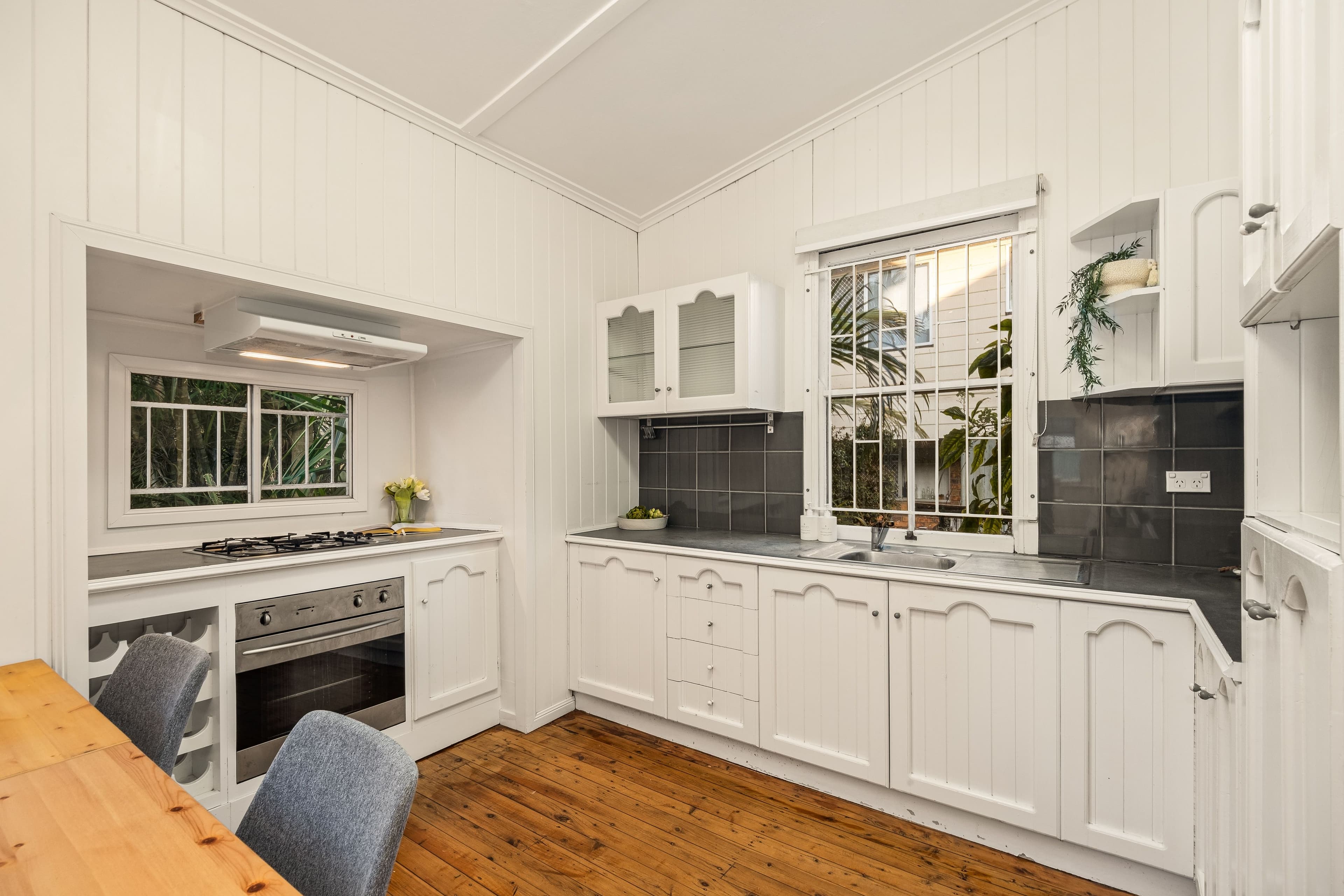 90 Lawson Street, Morningside QLD 4170, Morningside - Thumbnail 4