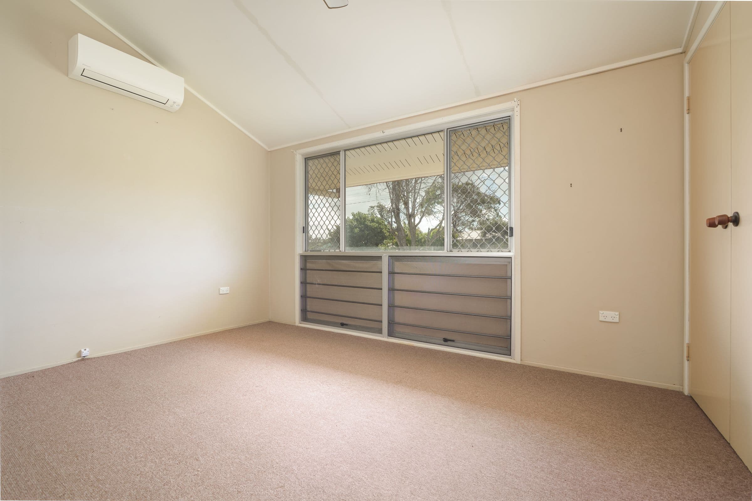 29 Park Street, West Gladstone QLD 4680, West Gladstone - Thumbnail 8