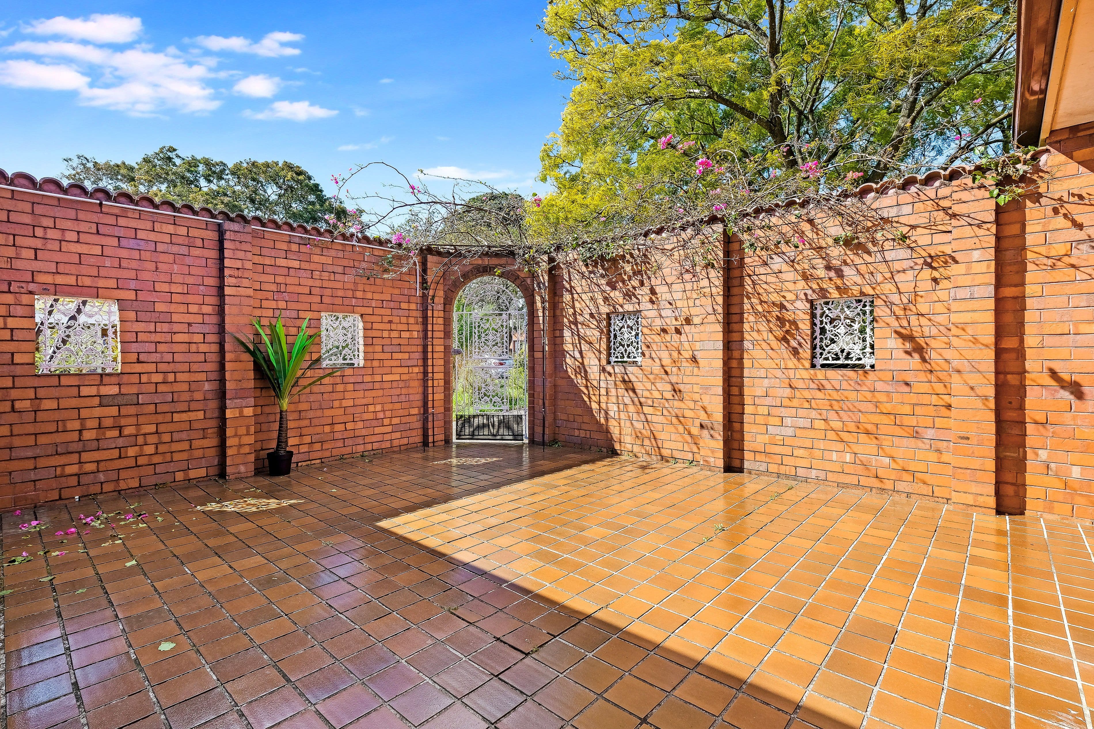 28 Hazelglen Avenue, Panania NSW 2213, Panania - Thumbnail 7