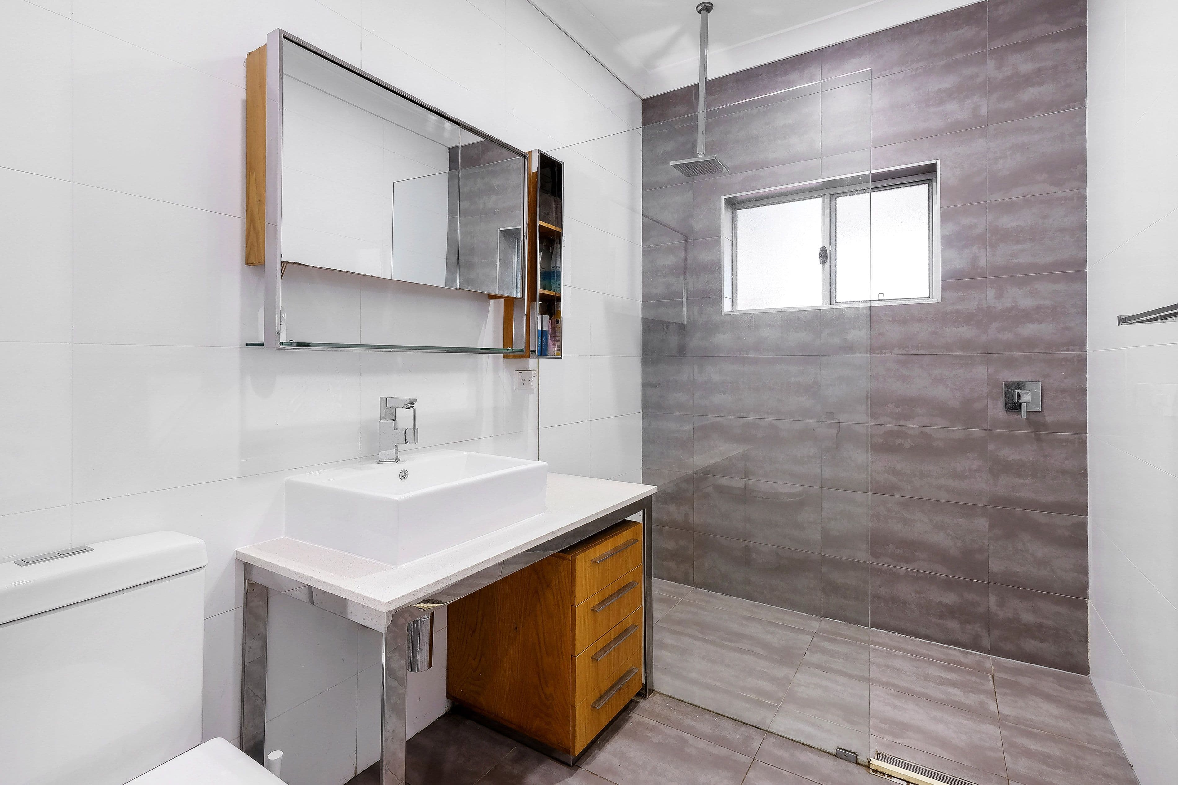 28 Hazelglen Avenue, Panania NSW 2213, Panania - Thumbnail 8