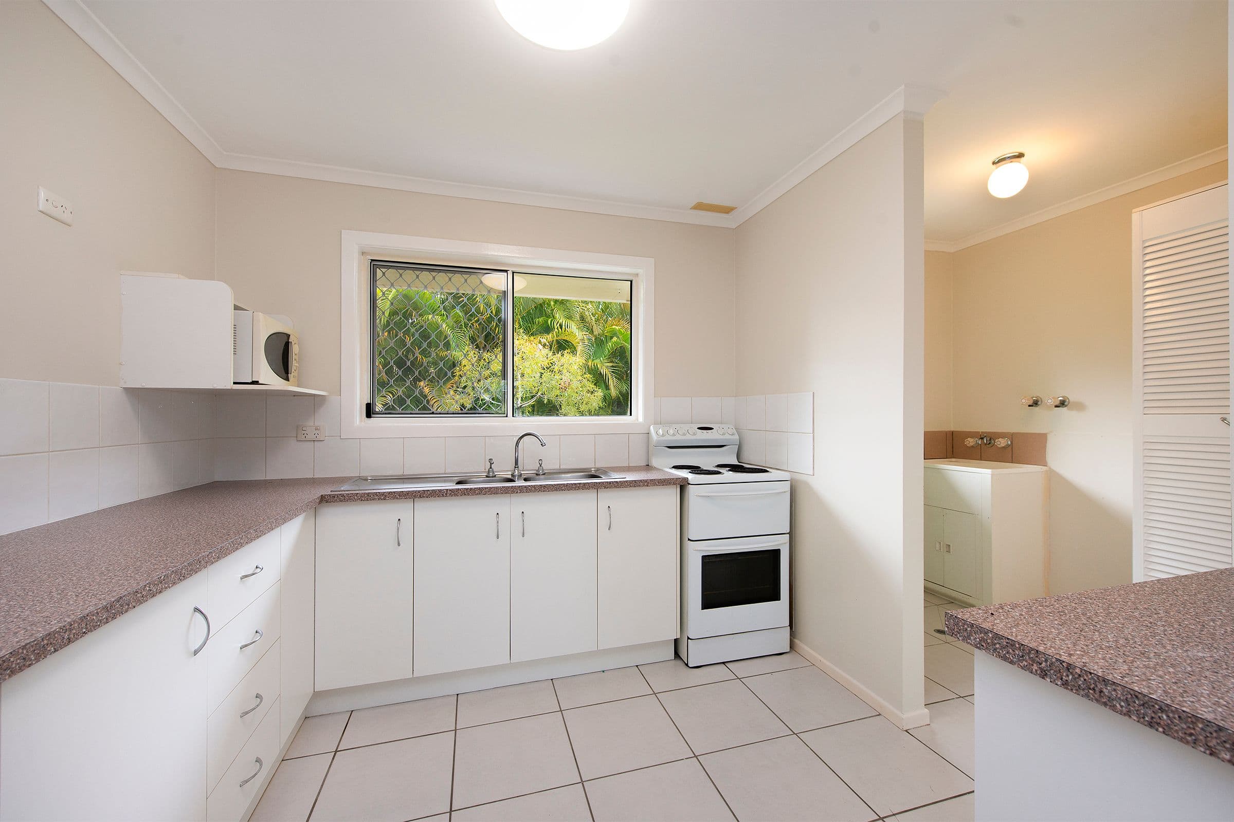 3 Bergomi Court, Eagleby QLD 4207, Eagleby - Thumbnail 2