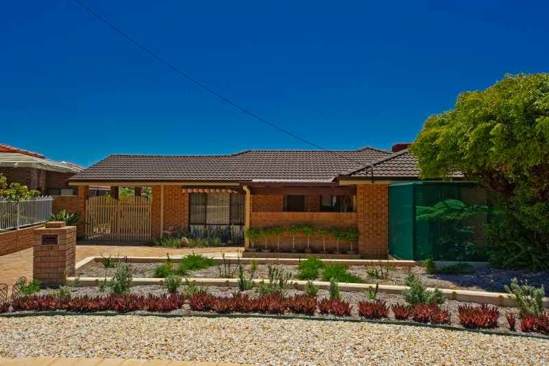 18 Kalyba Place, DUNCRAIG WA 6023, Duncraig - Image 1