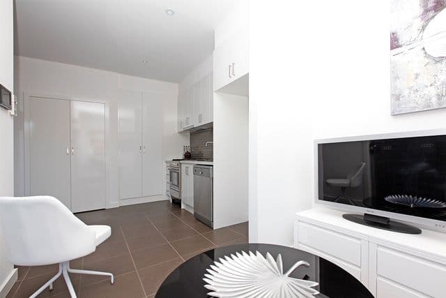 60 Leonard Avenue, GLENROY VIC 3046, Glenroy - Thumbnail 7