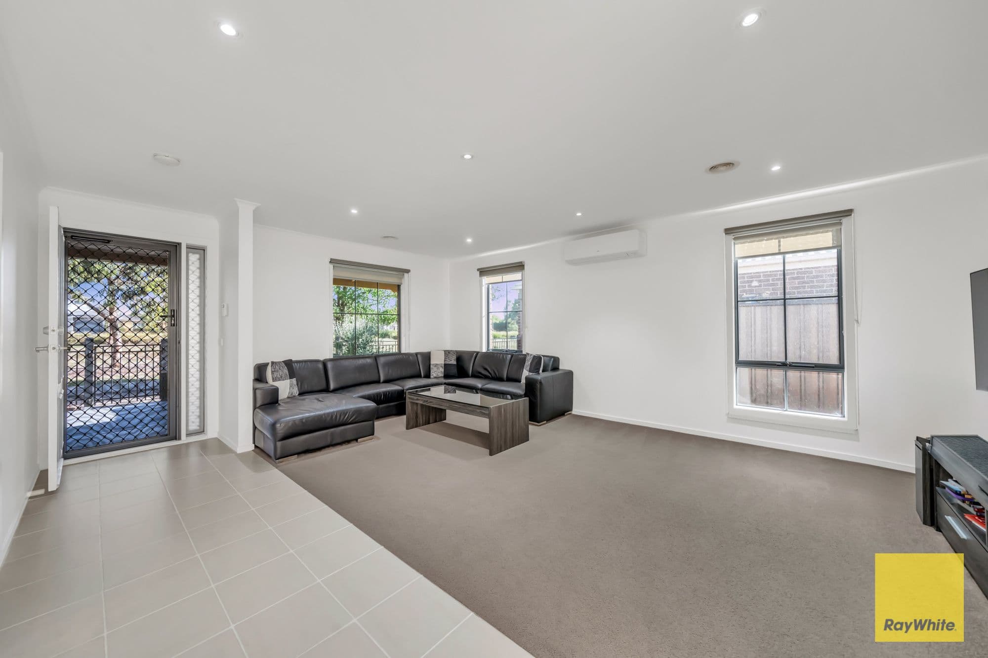4 Adavale Amble, Tarneit VIC 3029, Tarneit - Thumbnail 3