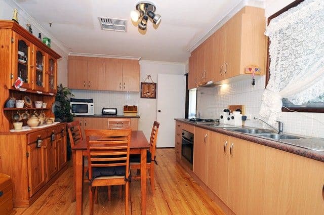 46 Parramatta Road, WERRIBEE VIC 3030, Werribee - Thumbnail 2