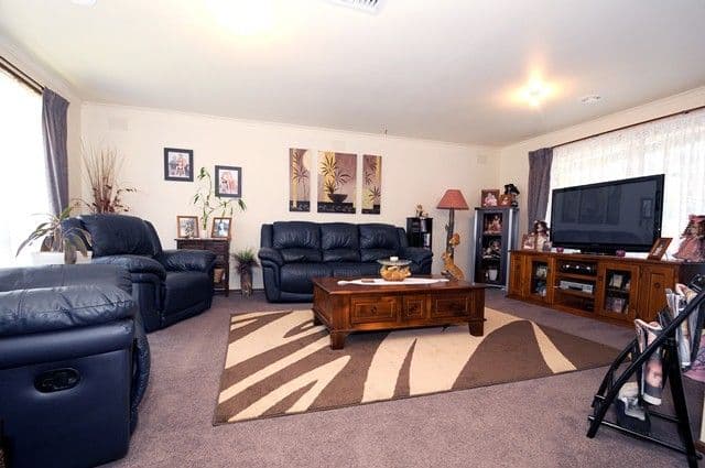 46 Parramatta Road, WERRIBEE VIC 3030, Werribee - Thumbnail 3