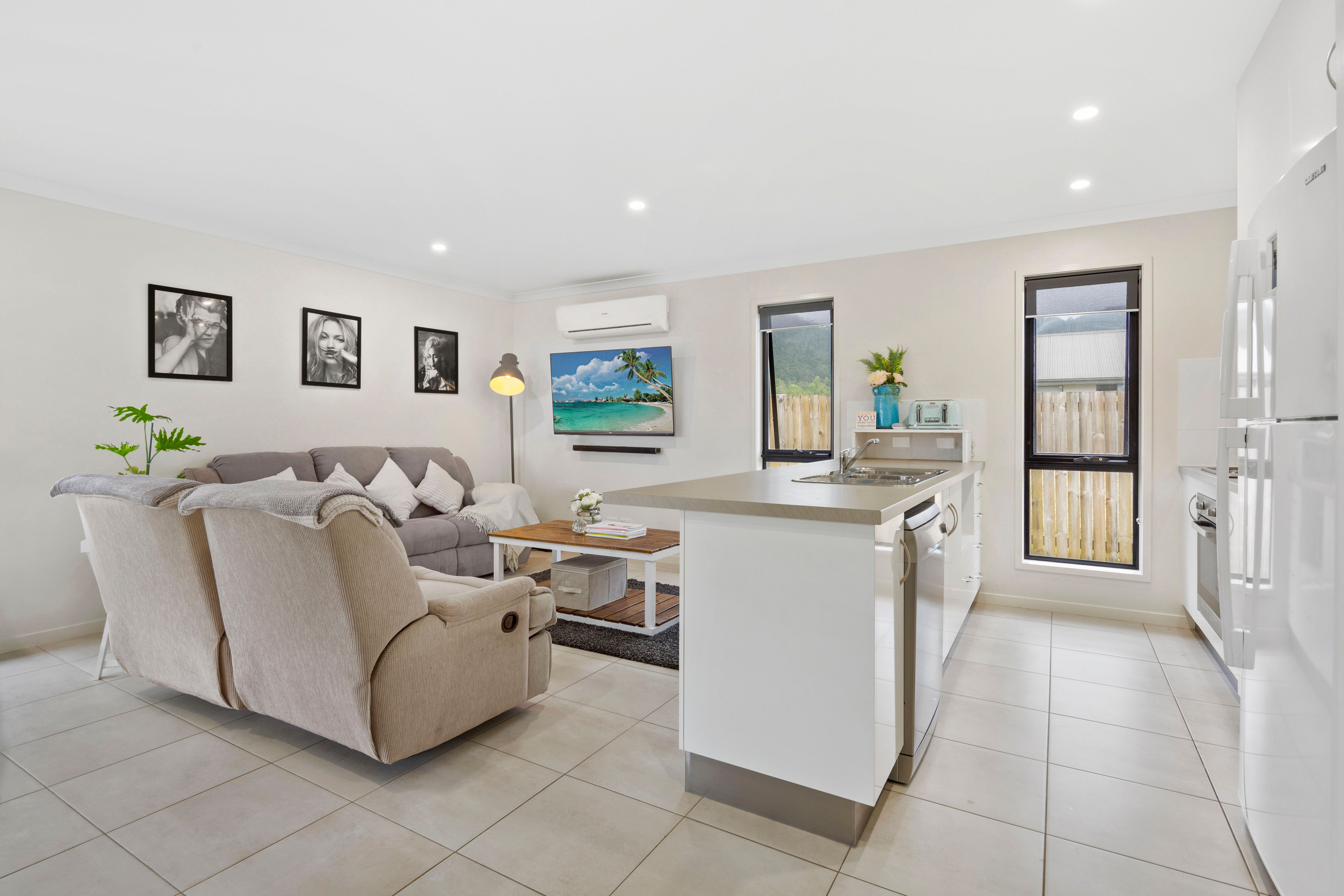 15 Trader Court, CANNONVALE QLD 4802, Cannonvale - Thumbnail 6