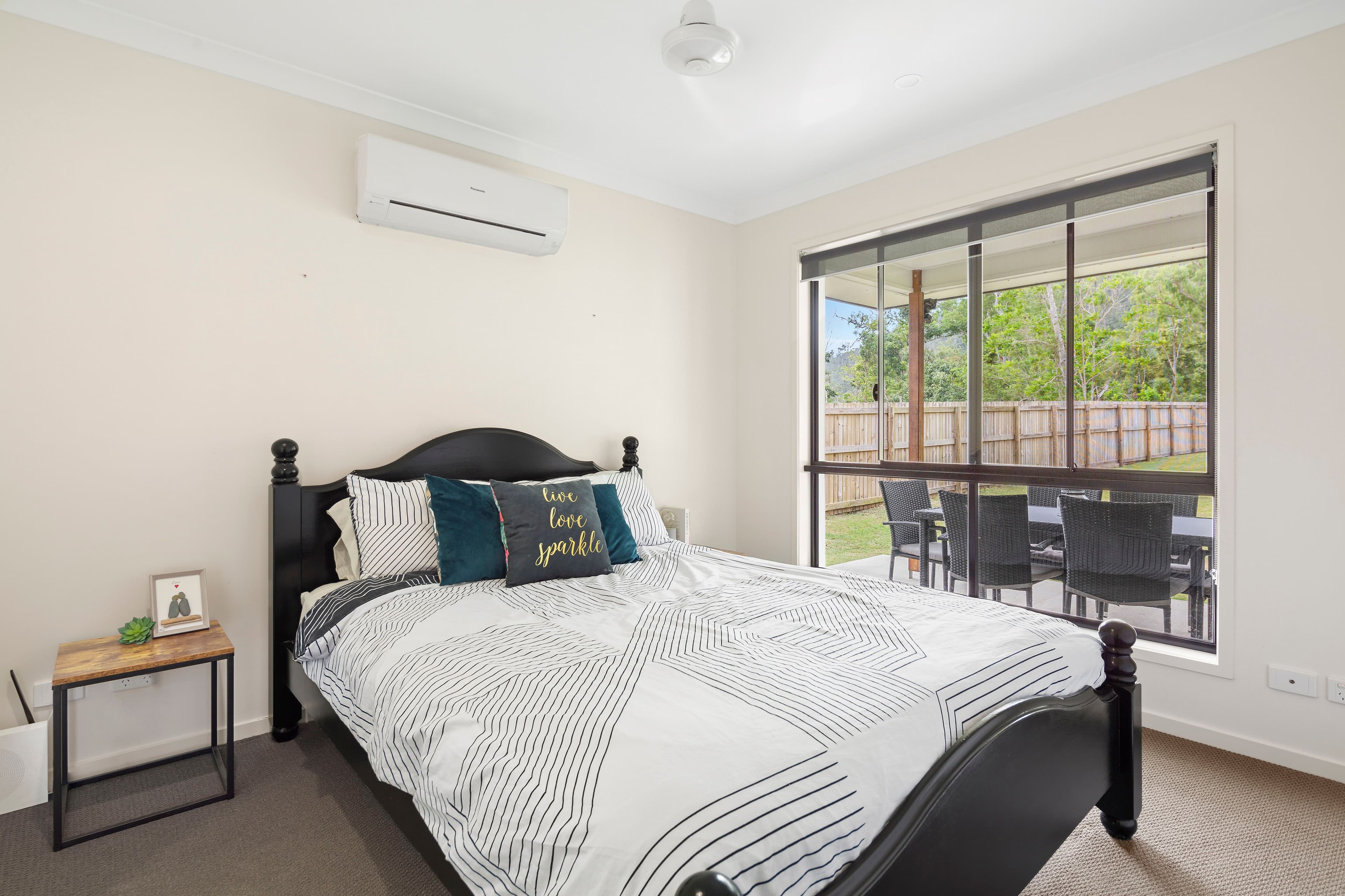 15 Trader Court, CANNONVALE QLD 4802, Cannonvale - Thumbnail 8