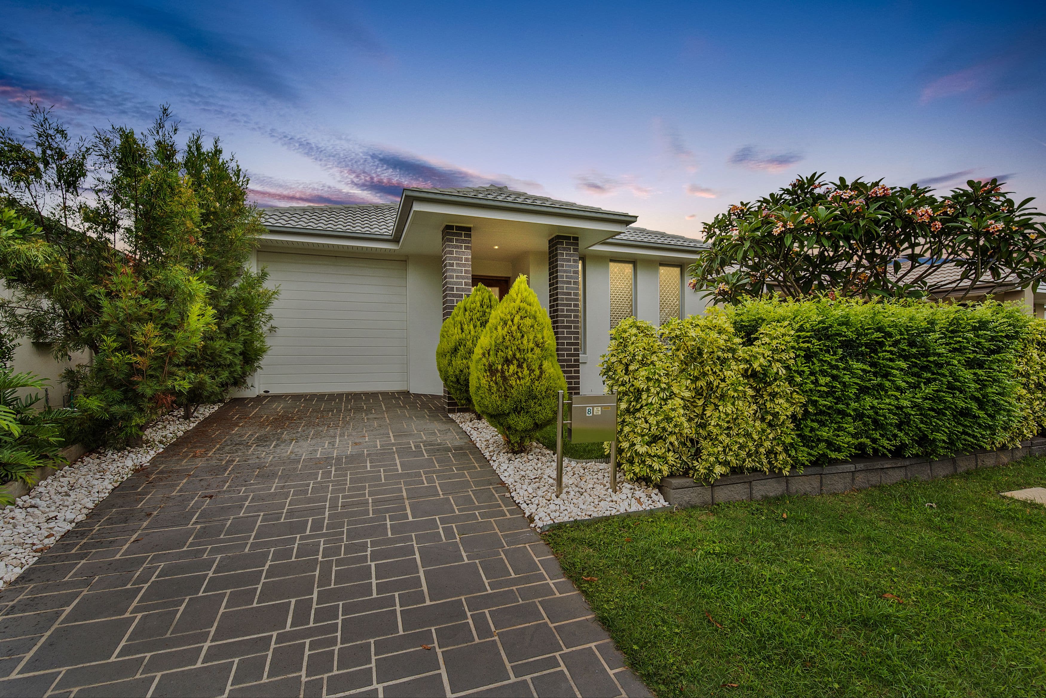 8 Griffith Court, North Lakes QLD 4509, North Lakes - Image 1