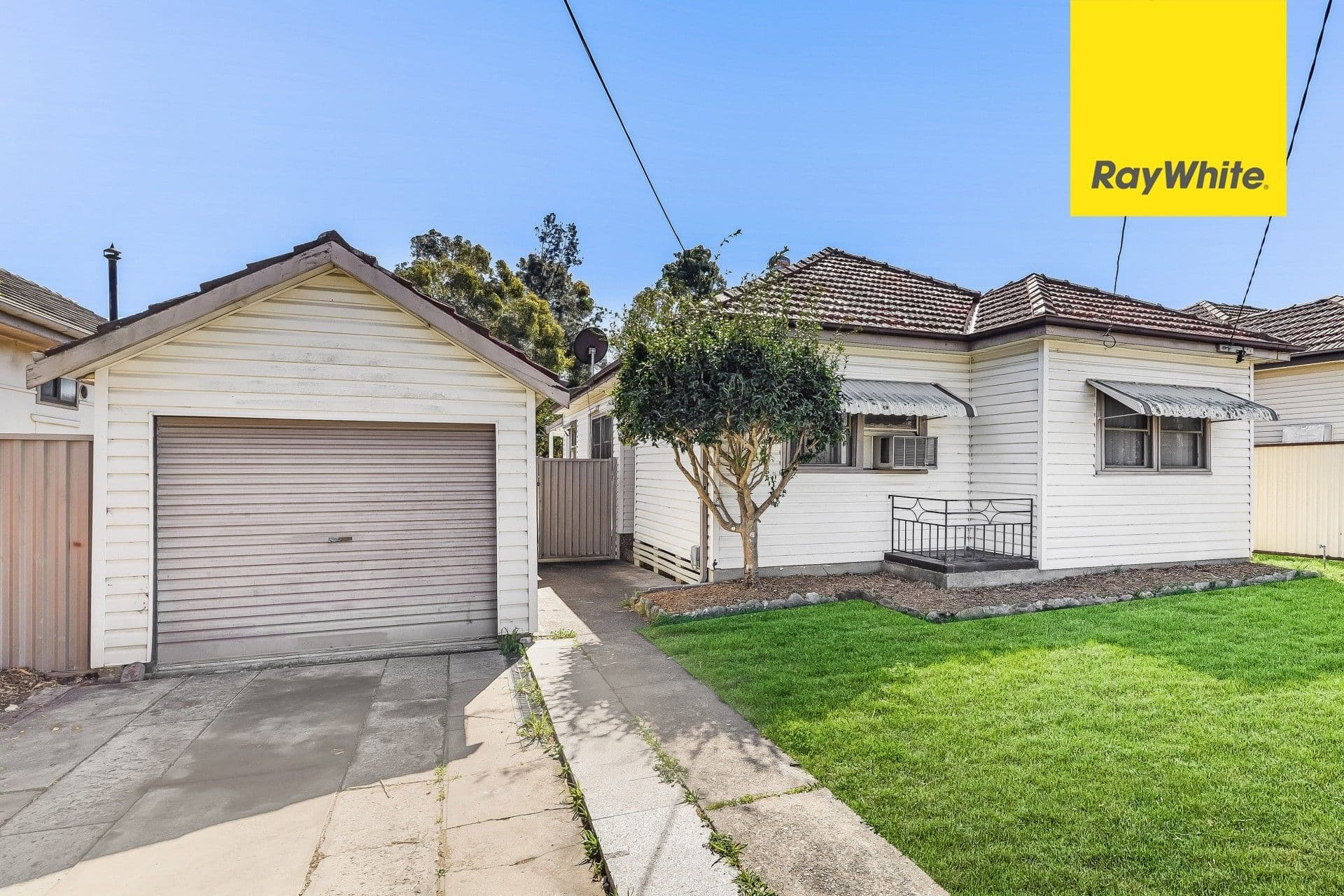 39 John Street, Granville - Image 1
