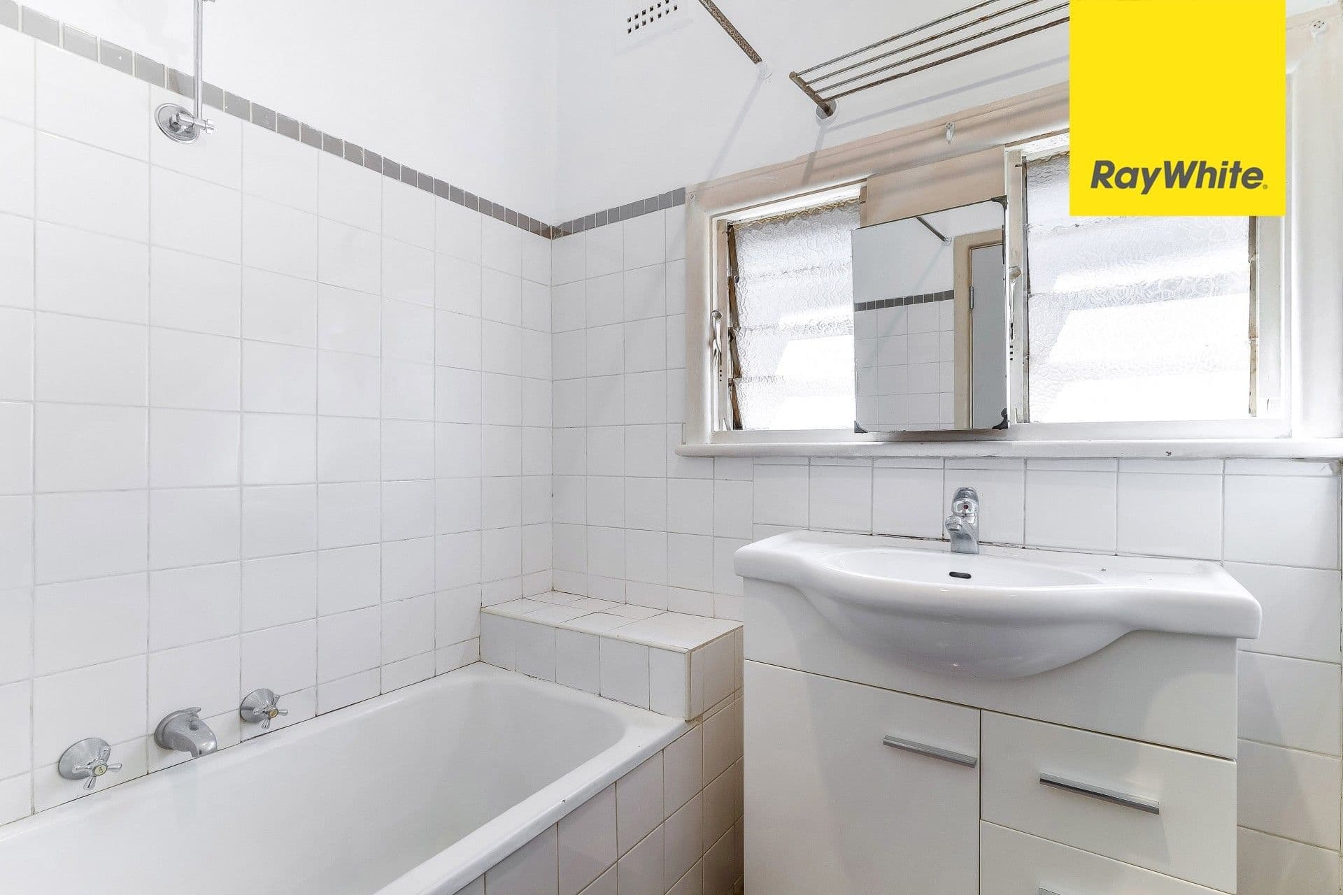 39 John Street, Granville - Thumbnail 4