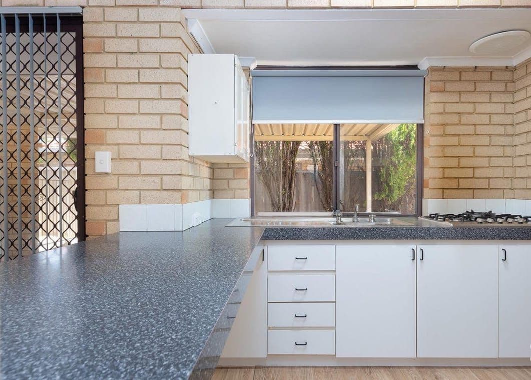 10 Lessar Place, Parkwood WA 6147, Parkwood - Thumbnail 2