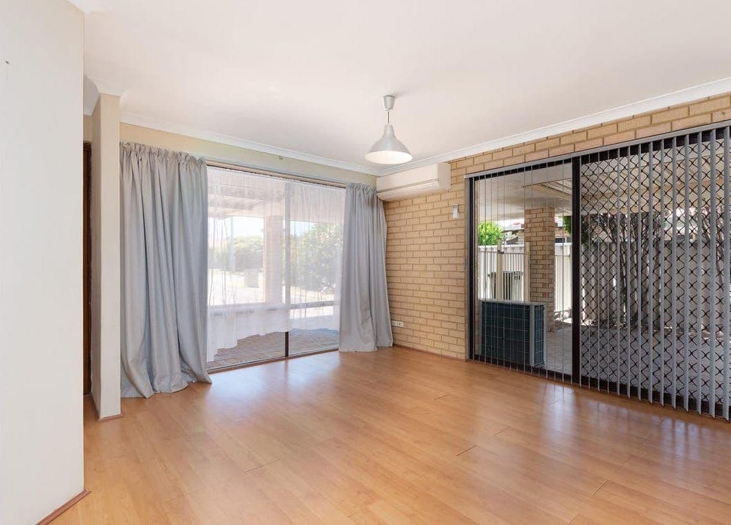10 Lessar Place, Parkwood WA 6147, Parkwood - Thumbnail 4