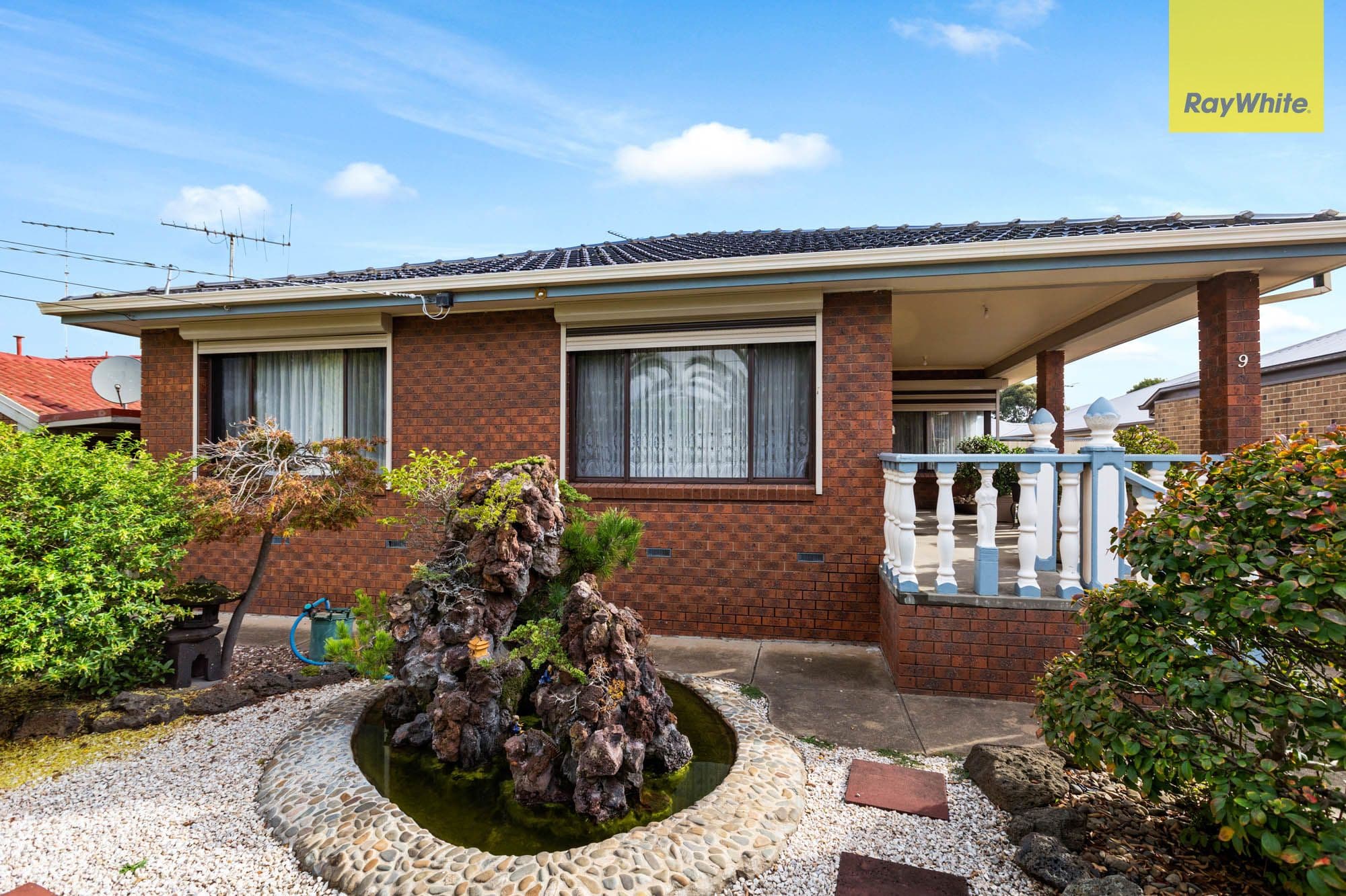 9 Marshall Avenue, St Albans VIC 3021, St Albans - Thumbnail 2