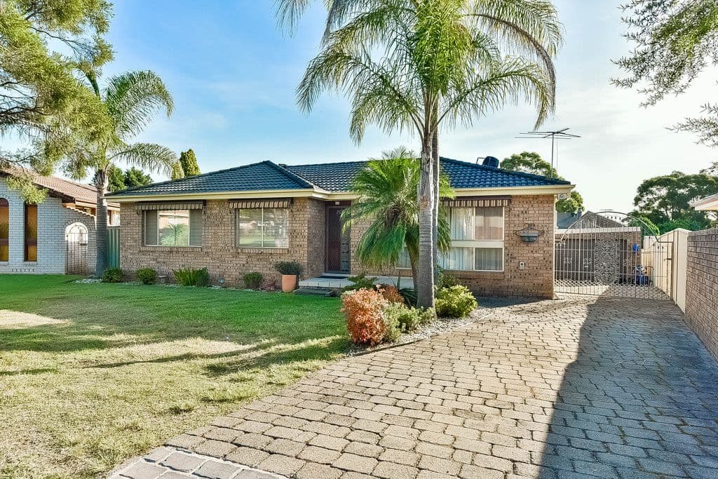 Ruse NSW 2560, Ruse - Image 1