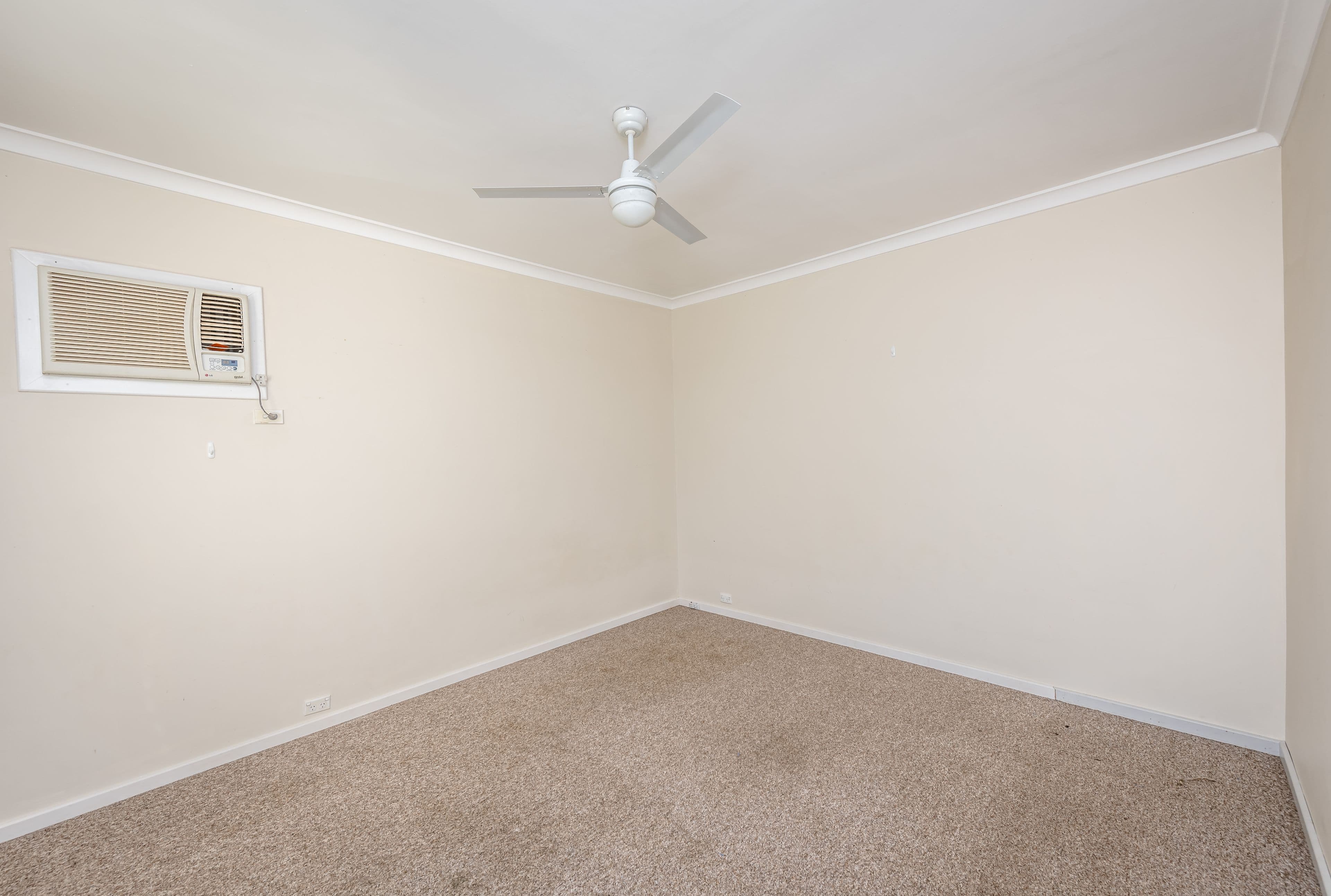 27 Cassia Street, Rangeway WA 6530, Rangeway - Thumbnail 4
