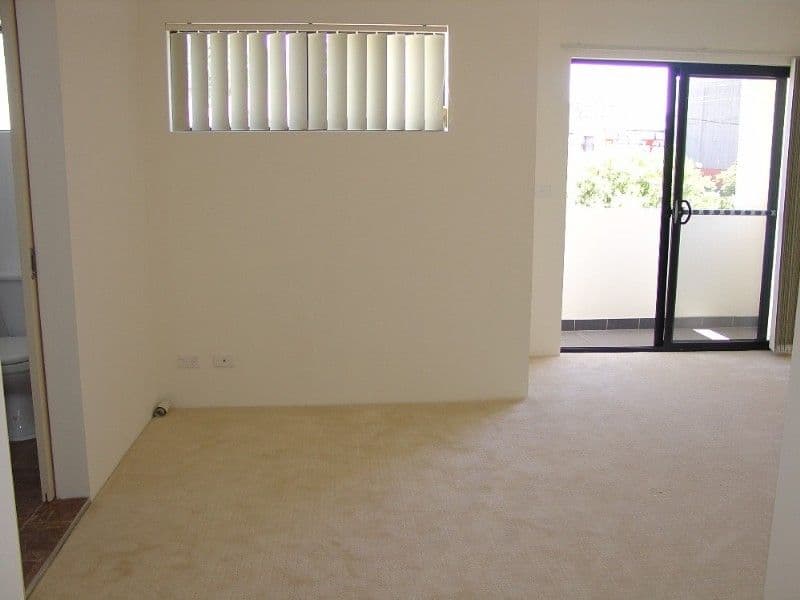 4 Liberty Street, BELMORE NSW 2192, Belmore - Thumbnail 7