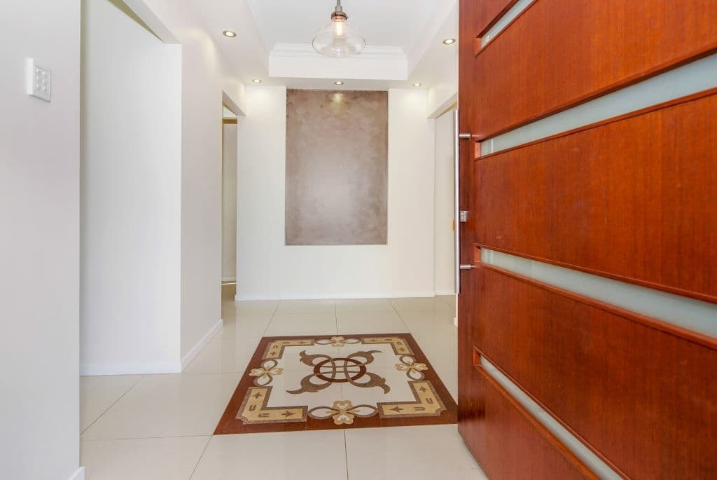 16 Mimi Court, Mount Warren Park QLD 4207, Mount Warren Park - Thumbnail 2
