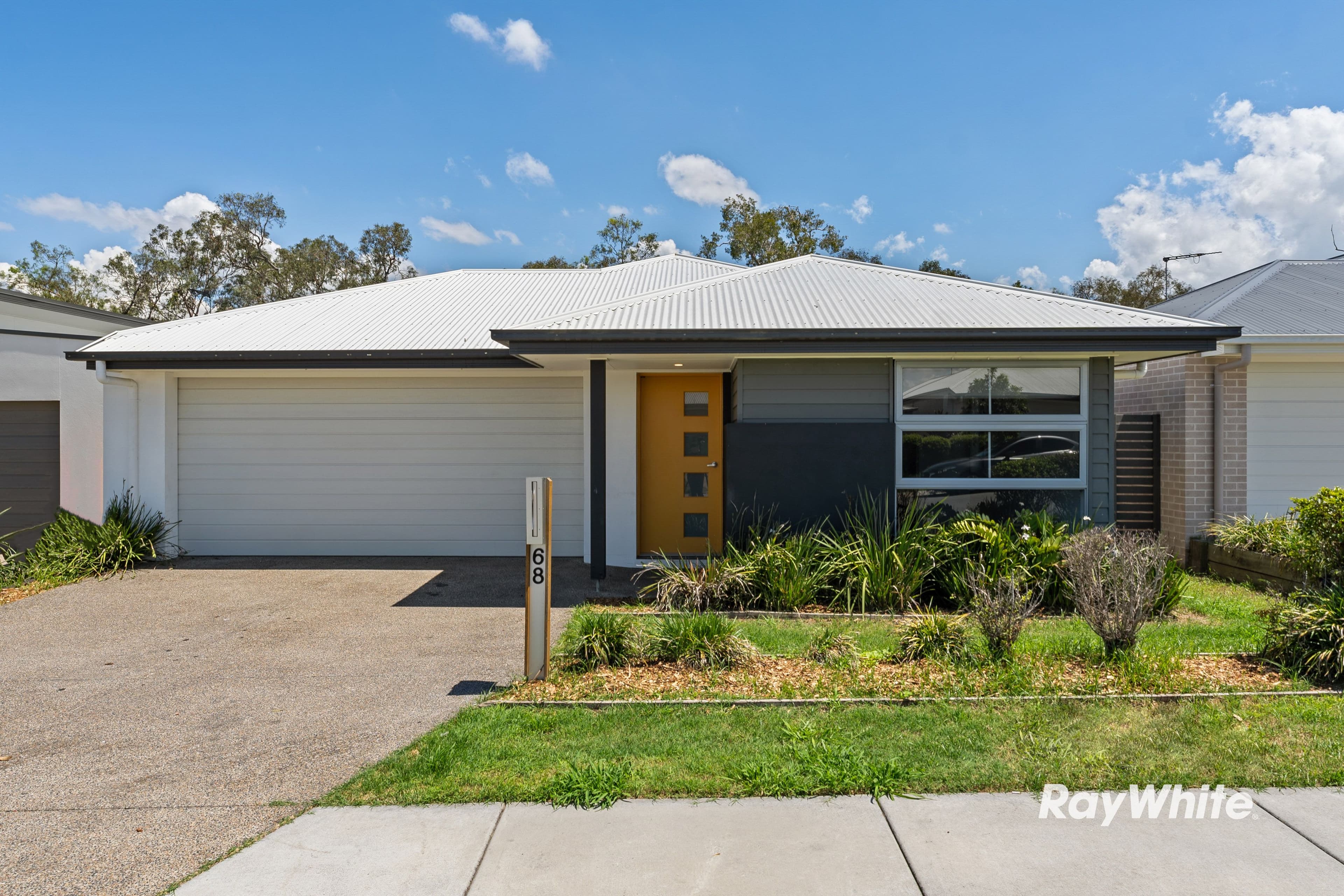68 Chambers Ridge Boulevard, Park Ridge QLD 4125, Park Ridge - Image 1