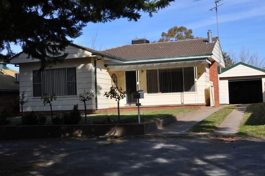 76 Larmer Street, Narrandera NSW 2700, Narrandera - Thumbnail 2