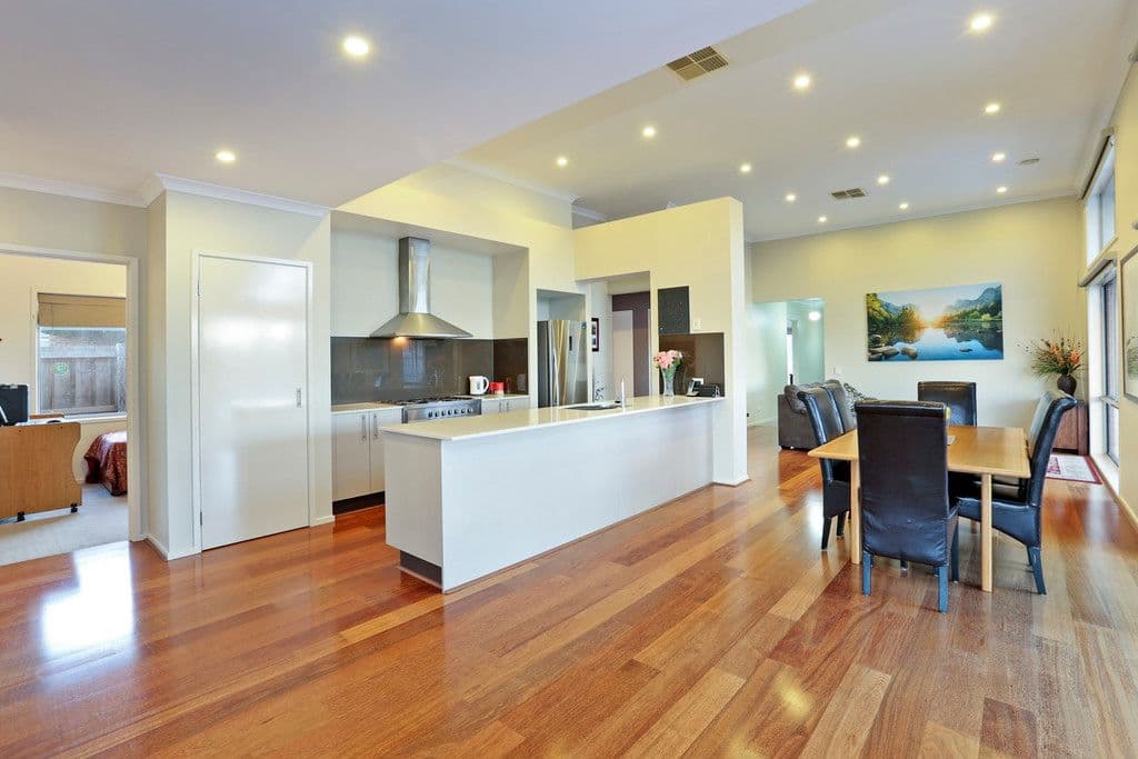 6 Viogner Place, Waurn Ponds VIC 3216, Waurn Ponds - Thumbnail 2