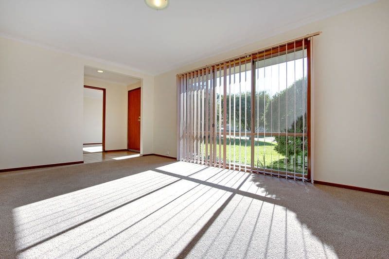 10  Correa Court, MOUNT MARTHA VIC 3934, Mount Martha - Thumbnail 2
