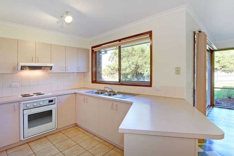 10  Correa Court, MOUNT MARTHA VIC 3934, Mount Martha - Thumbnail 5