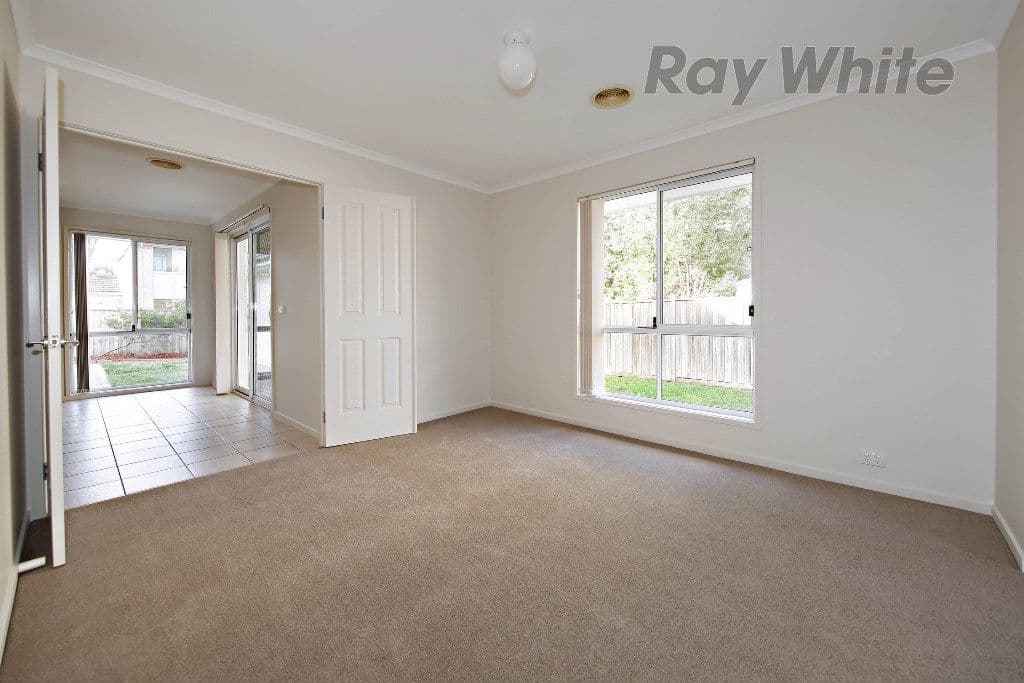 14 Peppercorn Court, Point Cook VIC 3030, Point Cook - Thumbnail 3