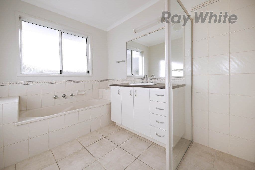 14 Peppercorn Court, Point Cook VIC 3030, Point Cook - Thumbnail 8