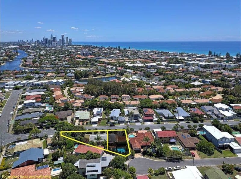 68 Surf Street, Mermaid Waters QLD 4218, Mermaid Waters - Thumbnail 3