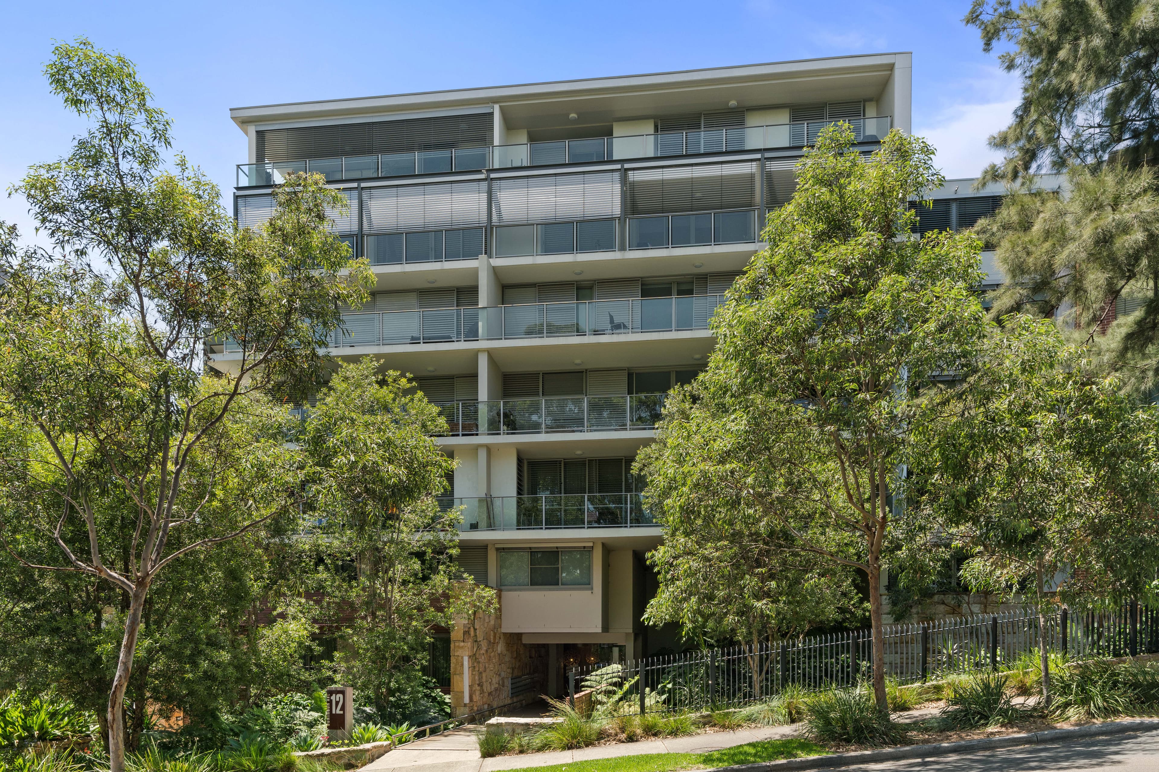 12 Duntroon Avenue, St Leonards NSW 2065, St Leonards - Thumbnail 2