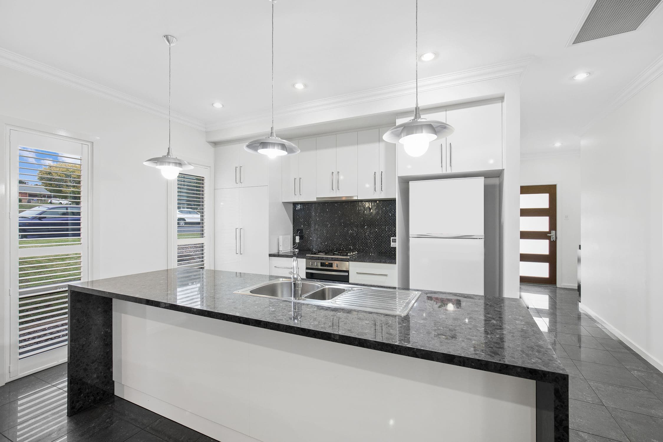 13 Allison Street, Mount Gambier SA 5290, Mount Gambier - Thumbnail 5