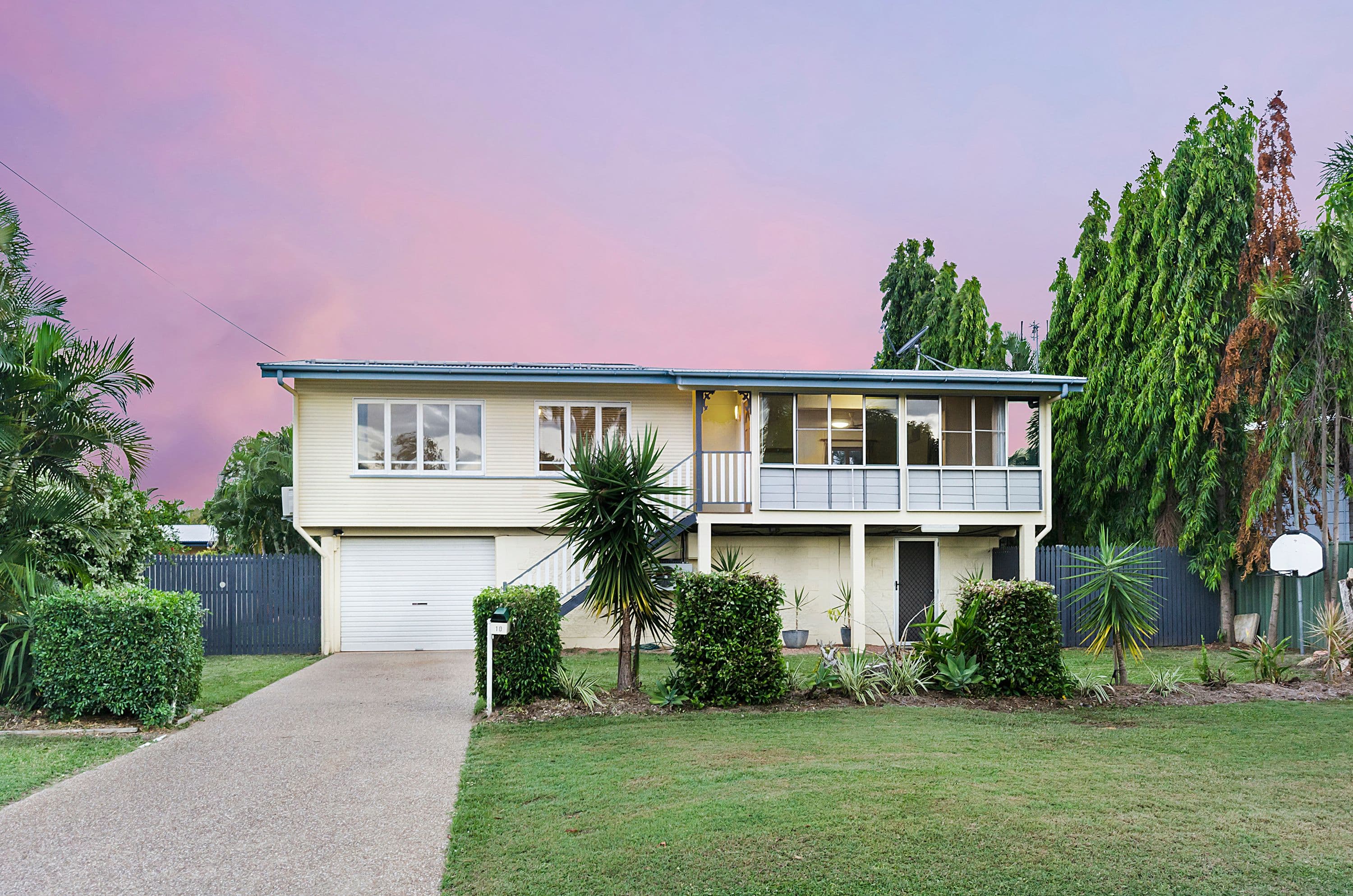 10 Wooral Street, Cranbrook QLD 4814, Cranbrook - Thumbnail 2