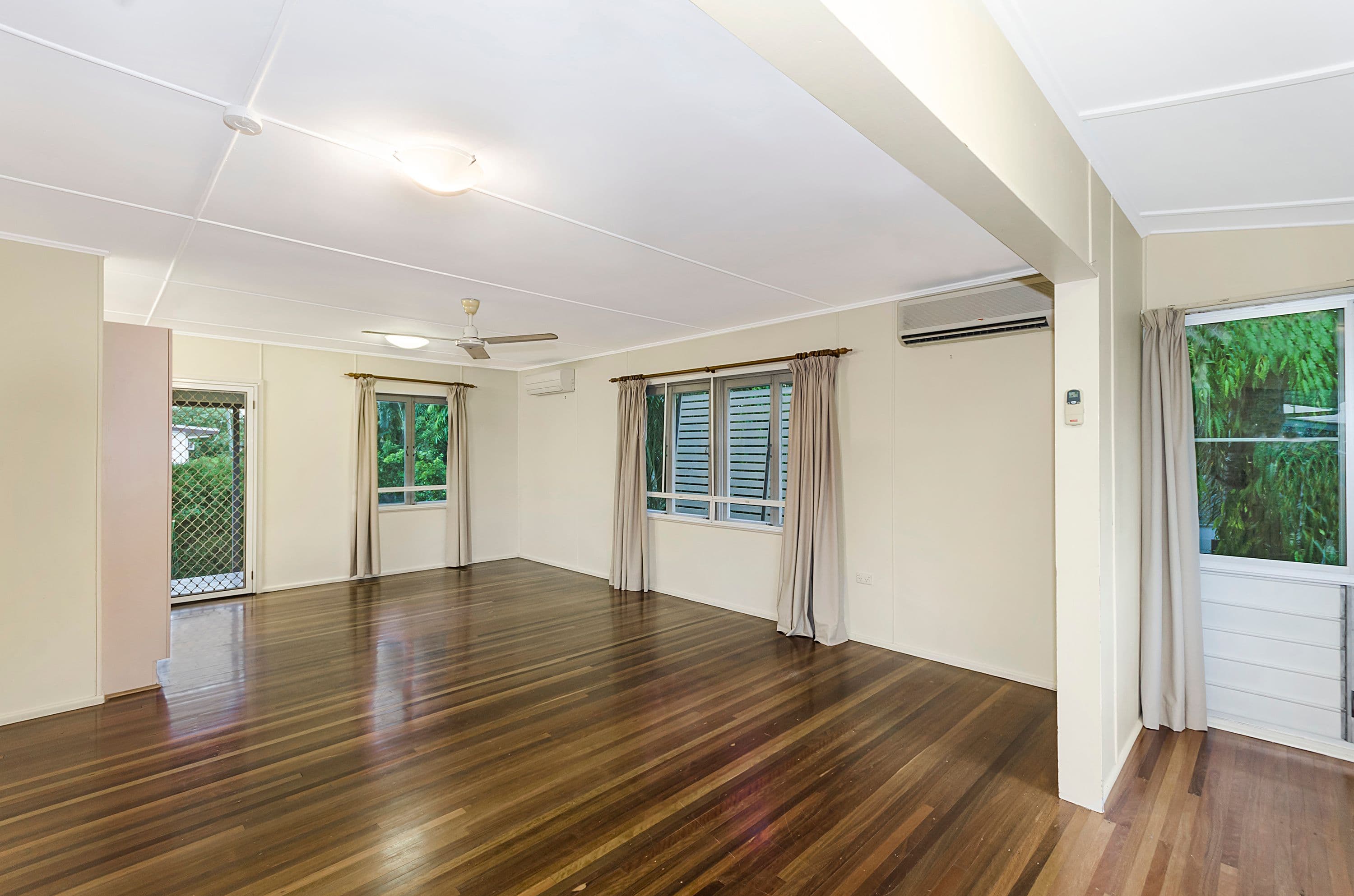 10 Wooral Street, Cranbrook QLD 4814, Cranbrook - Thumbnail 7